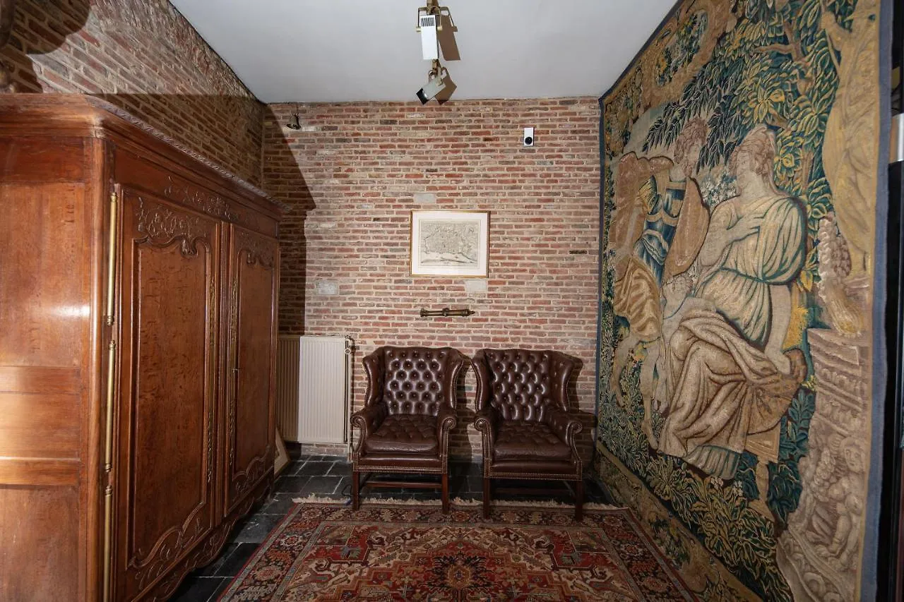 Hofmarkgraaf - Unique Apartment In Historic Antwerp Mansion